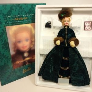 🌹🍃New In Box ~ 1996 Holiday Caroler Collector Barbie Doll🍃🌹